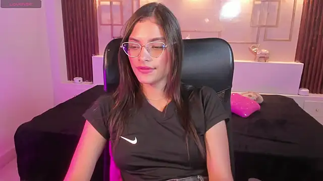  Hannacooper3 chat room