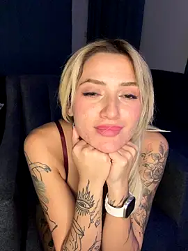 yaprakmericc live cam