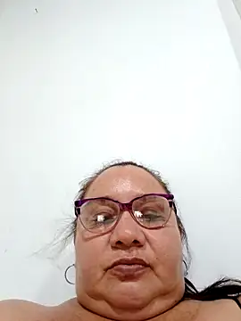 hotxxxgirl_01 - HotXXXgirl_01's free webcam - UK Sex Cams