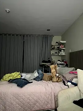 bunnytentacion (F teen) - Enseño las tetas