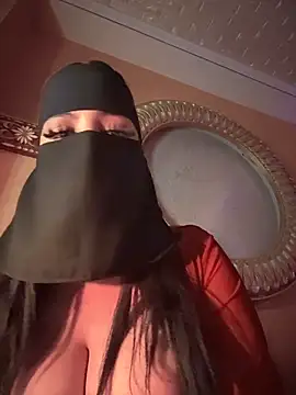 Queentaraf999's Thumb Image