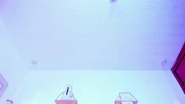 nahomygrey_ - Nahomygrey_'s free webcam - UK Sex Cams