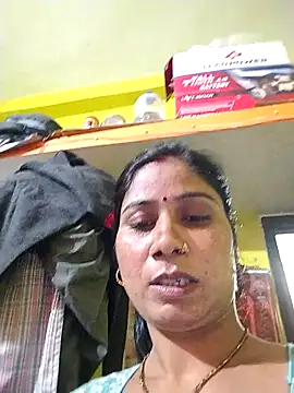 hootmom live cam screenshot female on Clip20 – Short Porn Clips & Live Cams