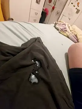 fredo75000 (Ask my age) - #bisexuals #brunettes #cam2cam #cheapest-privates #cock-rating #daddies #ejaculation #french #handjob #hd #jerk-off-instruction #masturbation #medium #mobile #new #small-audience #uncut #white