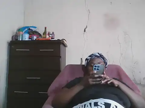 sexybigboobz - Sexybigboobz's free webcam - UK Sex Cams