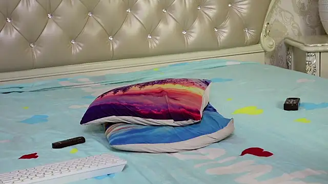 carmellaangel - CarmellaAngel's free webcam - UK Sex Cams