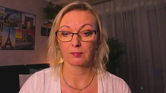 vanessa_chat - Vanessa_chat's free webcam - UK Sex Cams