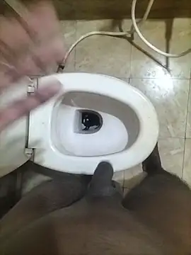 naxus@xh (M young) - Peeing on your face 😈