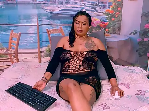 indiansparkle - Indiansparkle's free webcam - UK Sex Cams