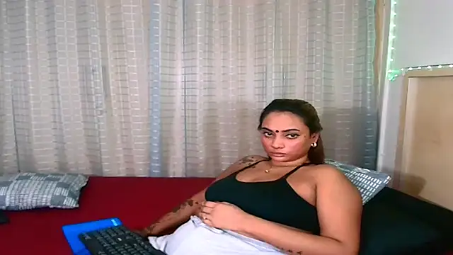 sexyindianchic - Sexyindianchic's free webcam - UK Sex Cams