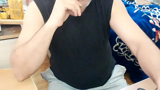 lionturk - LiONTURK's free webcam - UK Sex Cams