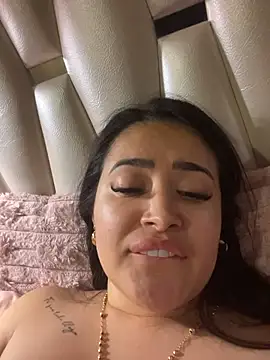 Sara_fun from StripChat is Freechat