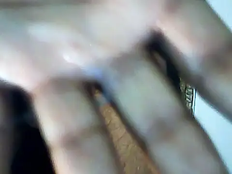 rockkohunterr (Ask my age) - BIG CUMSHOT FROM small COCK