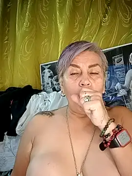 dirtybiianca - DirtyBIianca's free webcam - UK Sex Cams