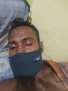 naxus@xh (M young) - Peeing on your face 😈