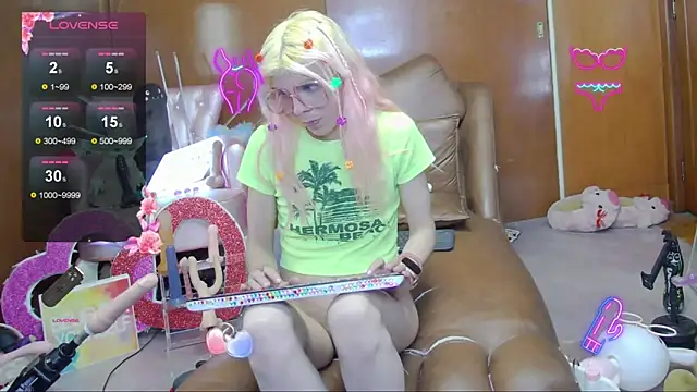 Live sex cam di Skinygirl