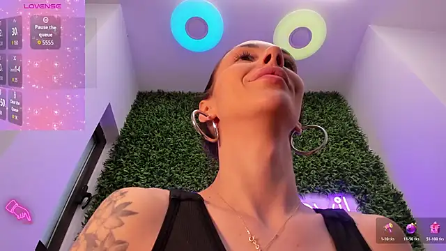 realhotfallingdevil (F young) - Make me squirt