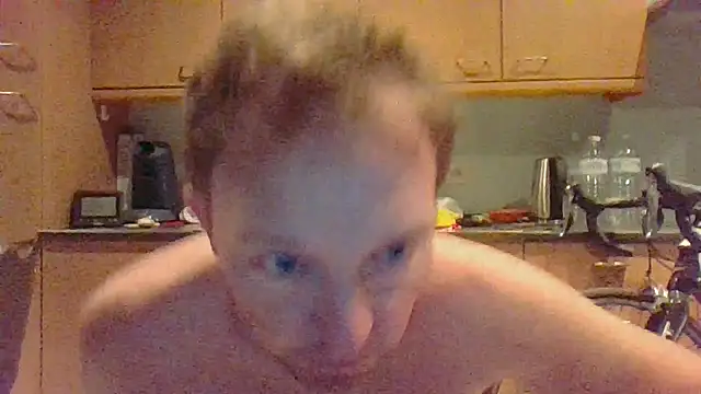 bertolini - Bertolini's free webcam - UK Sex Cams