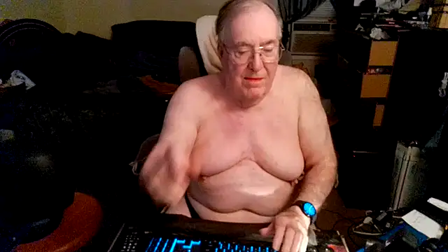 toastir (M grandpa) - #american #bisexuals #blondes #cam2cam #cheap-privates #dildo-or-vibrator #dirty-talk #ejaculation #grandpas #hd #masturbation #medium #recordable-privates #recordable-publics #sex-toys #sexting #shaven #small-audience #white