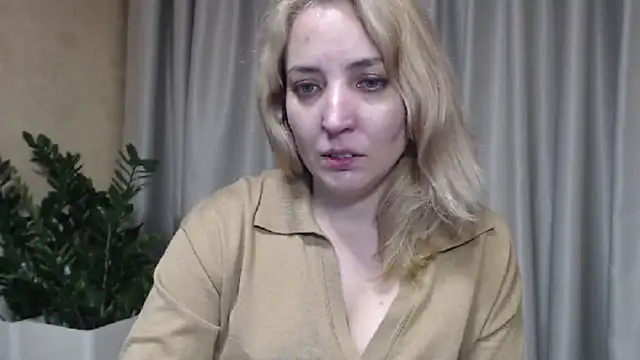 sweetpussy - Sweetpussy's free webcam - UK Sex Cams