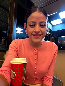 alana15 - Alana15's free webcam - UK Sex Cams