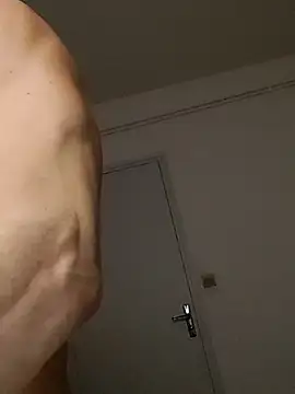 wedge75 - Wedge75's free webcam - UK Sex Cams