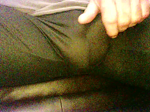 sdtinycok (Ask my age) - tokens make my tiny cock grow