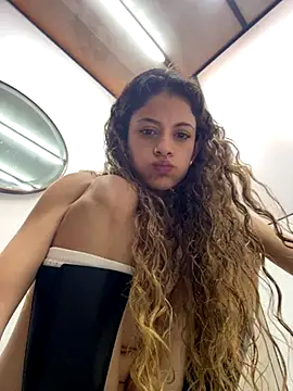 alana15 Live Webcam on Stripchat