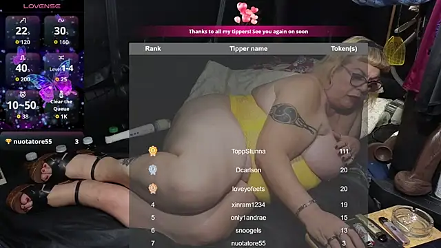 Castrated_Julie Live Webcam on Stripchat