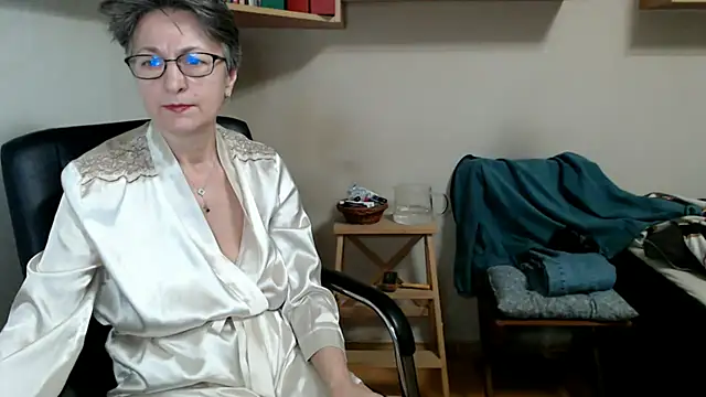 katemodel from StripChat is Freechat