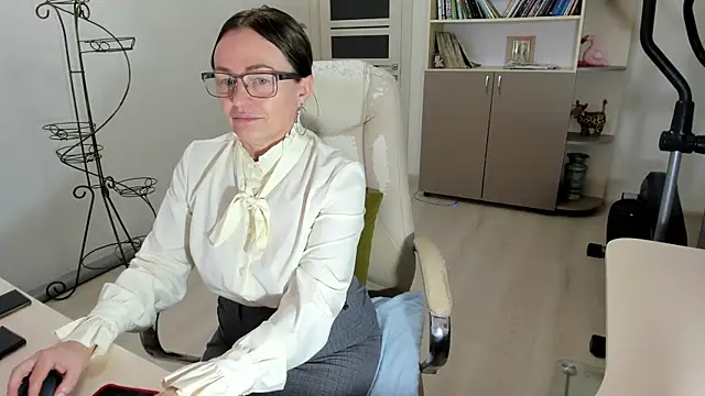 vika73 - Vika73's free webcam - UK Sex Cams