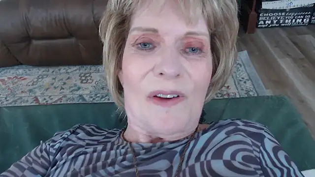 SindeeDix's Stripchat show and profile