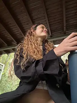 alana15 from StripChat is Freechat