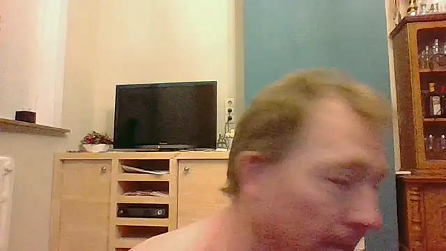 bertolini - Bertolini's free webcam - UK Sex Cams