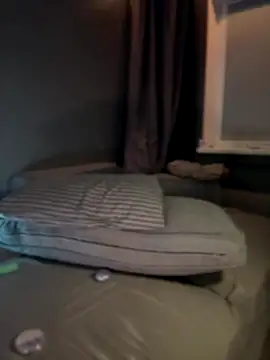 bastet (F young) - show my tits