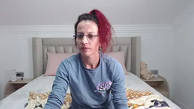 catwoman0001 (F young) - Tips make pussy happy