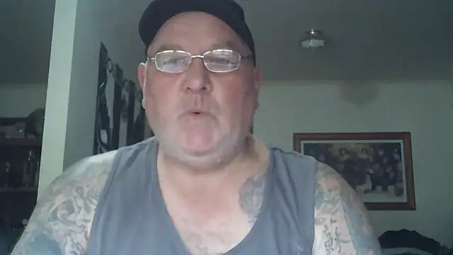 kinkyblueyes69 - KINKYBLUEYES69's free webcam - UK Sex Cams