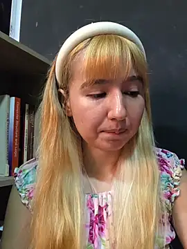 Pinkie_Princes Live Webcam on Stripchat