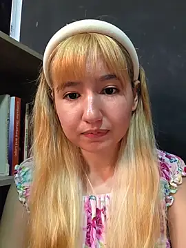 Pinkie_Princes from StripChat