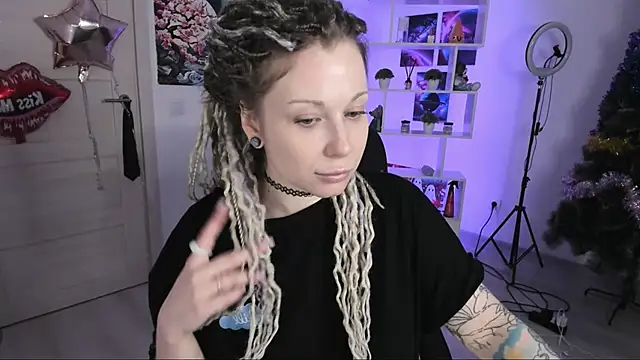 honeysallymoore - HoneySallyMoore's free webcam