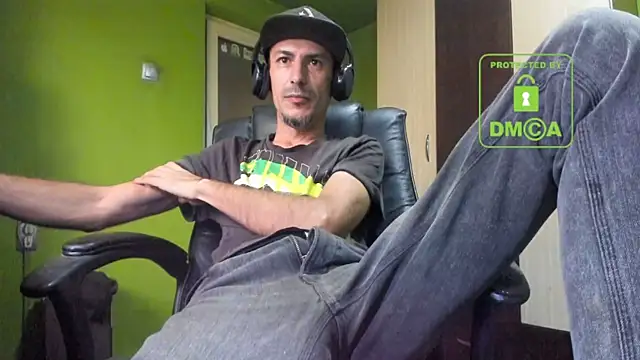 bigcumshoot (Ask my age) - Stroking ​if ​you ​tip, check tipmenu!