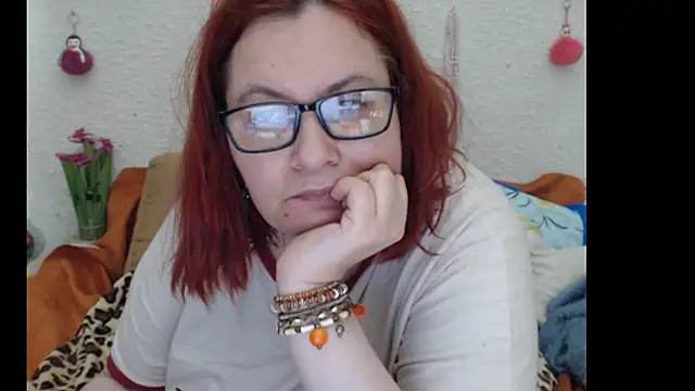 playfullmature - PlayfullMature's free webcam - UK Sex Cams