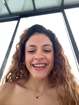 alana15's Stripchat show and profile