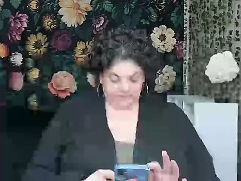 exxxotic_melons - Exxxotic_Melons's free webcam - UK Sex Cams