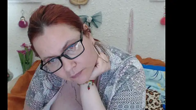 playfullmature - PlayfullMature's free webcam - UK Sex Cams