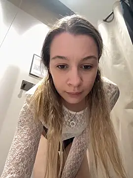 SashaCatt from StripChat is Freechat