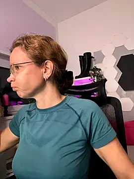 annikarose - AnnikaRose's free webcam - UK Sex Cams