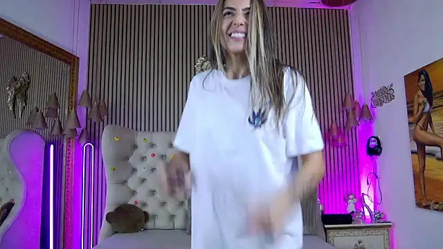 playfulshow - PlayfulShow's free webcam - UK Sex Cams