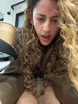 alana15 (F young) - SQUIRT ACROSS THE CAFE