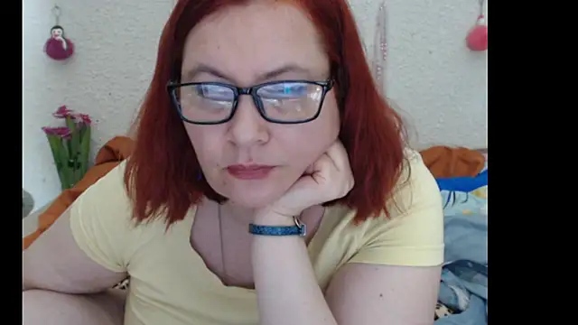 playfullmature (F milf) - blow job